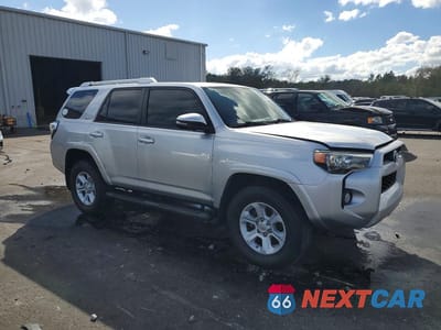 Czwarte zdjęcie samochodu z boku: 2017 TOYOTA 4RUNNER SR5 PREMIUM VIN:JTEBU5JR7H5417276 - miniatura