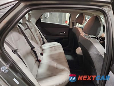 Zdjęcie 10 z 13 samochodu: 2025 HYUNDAI ELANTRA LIMITED VIN:KMHLP4DG9SU080123 - miniatura