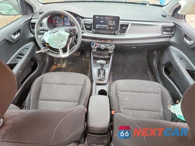 Zdjęcie 8 z 12 samochodu: 2023 KIA RIO S VIN:3KPA24AD8PE540558 - miniatura