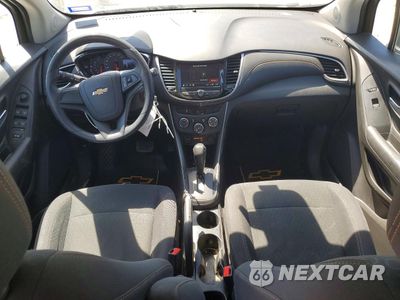 Zdjęcie 8 z 13 samochodu: 2018 CHEVROLET TRAX LS VIN:3GNCJKSB8JL188900 - miniatura