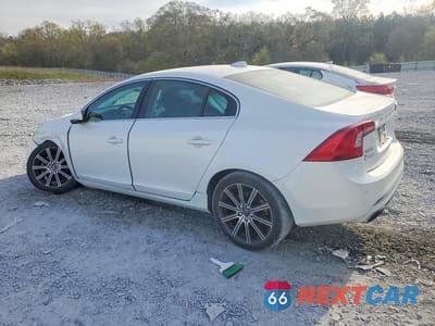 Drugie zdjęcie samochodu z przodu: 2018 VOLVO S60 PREMIER VIN:LYV402HKXJB179235 - miniatura