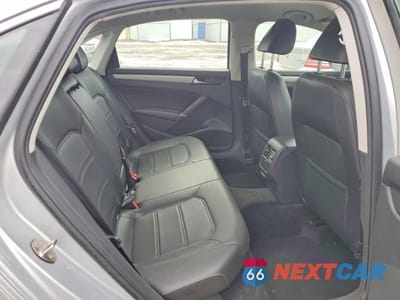 Zdjęcie 10 z 13 samochodu: 2020 VOLKSWAGEN PASSAT SE VIN:1VWSA7A30LC008770 - miniatura