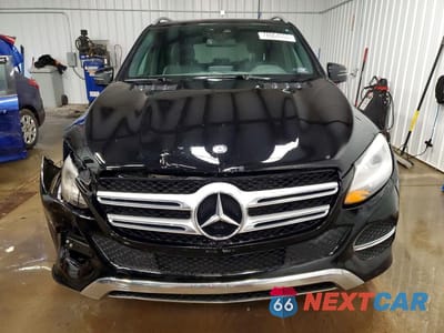 Piąte zdjęcie samochodu w środku: 2016 MERCEDES-BENZ GLE 350 4MATIC VIN:4JGDA5HB6GA646032 - miniatura