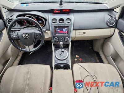 Zdjęcie 8 z 12 samochodu: 2010 MAZDA CX-7 VIN:JM3ER2WM1A0347122 - miniatura