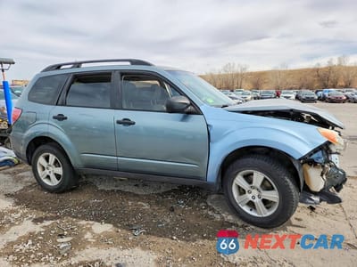 Czwarte zdjęcie samochodu z boku: 2011 SUBARU FORESTER 2.5X VIN:JF2SHABC3BH773341 - miniatura