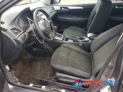 Zdjęcie 7 z 12 samochodu: 2018 NISSAN SENTRA S VIN:3N1AB7AP4JY227768 - miniatura