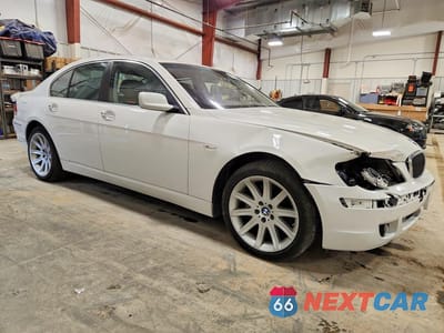 Czwarte zdjęcie samochodu z boku: 2006 BMW 750 I VIN:WBAHL83546DT05516 - miniatura