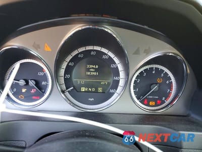 Zdjęcie 9 z 12 samochodu: 2009 MERCEDES-BENZ C 300 4MATIC VIN:WDDGF81X09R082768 - miniatura