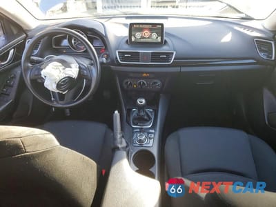 Zdjęcie 8 z 11 samochodu: 2016 MAZDA 3 SPORT VIN:JM1BM1T75G1318485 - miniatura