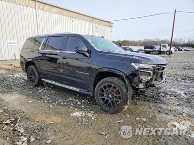 Czwarte zdjęcie samochodu z boku: 2022 CHEVROLET SUBURBAN K1500 LT VIN:1GNSKCKD7NR192855 - miniatura