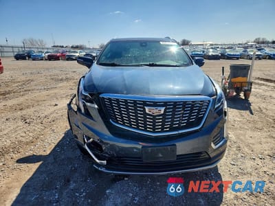 Piąte zdjęcie samochodu w środku: 2021 CADILLAC XT5 PREMIUM LUXURY VIN:1GYKNDRS9MZ137519 - miniatura