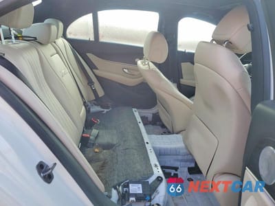 Zdjęcie 10 z 12 samochodu: 2019 MERCEDES-BENZ E 450 4MATIC VIN:WDDZF6JB0KA669817 - miniatura