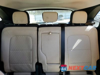 Zdjęcie 10 z 12 samochodu: 2022 FORD ESCAPE SE VIN:1FMCU0G63NUB42639 - miniatura