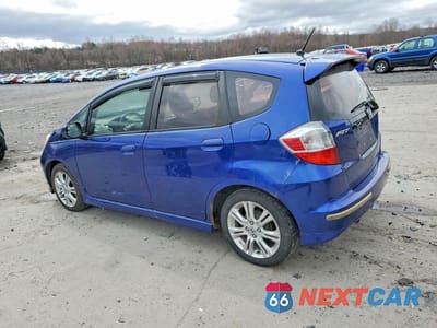 Drugie zdjęcie samochodu z przodu: 2010 HONDA FIT SPORT VIN:JHMGE8H43AC000742 - miniatura