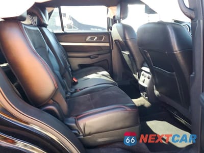 Zdjęcie 10 z 12 samochodu: 2018 FORD EXPLORER XLT VIN:1FM5K7DH2JGB56490 - miniatura