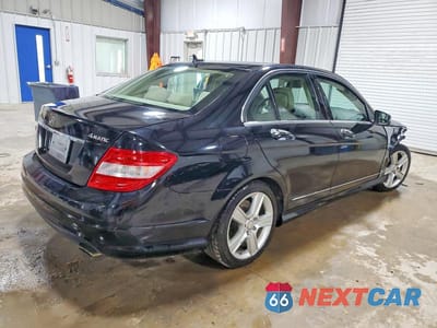 Trzecie zdjęcie samochodu z tyłu: 2010 MERCEDES-BENZ C 300 4MATIC VIN:WDDGF8BB1AF361316 - miniatura