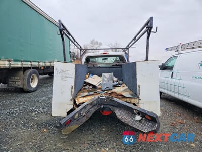 Zdjęcie 6 z 11 samochodu: 2004 FORD F250 SUPER DUTY UTILITY / SERVICE TRUCK VIN:1FDNF20L04EC88388 - miniatura