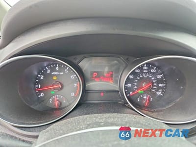 Zdjęcie 9 z 12 samochodu: 2015 KIA SEDONA LX VIN:KNDMB5C12F6022388 - miniatura