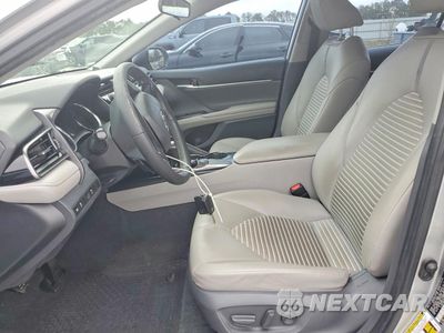 Zdjęcie 7 z 13 samochodu: 2019 TOYOTA CAMRY SE VIN:4T1B11HKXKU699842 - miniatura