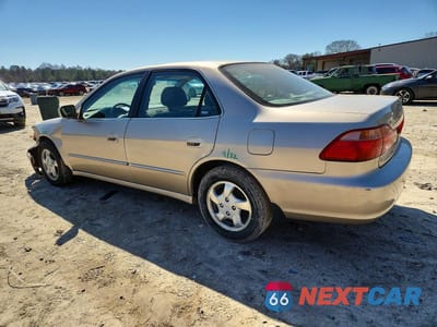 Drugie zdjęcie samochodu z przodu: 2000 HONDA ACCORD EX VIN:1HGCG6679YA146632 - miniatura