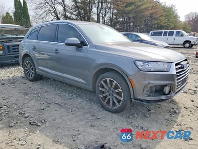 Czwarte zdjęcie samochodu z boku: 2017 AUDI Q7 PREMIUM PLUS VIN:WA1LAAF77HD058772 - miniatura
