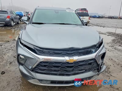 Piąte zdjęcie samochodu w środku: 2025 CHEVROLET BLAZER 2LT VIN:3GNKBCR44SS102611 - miniatura