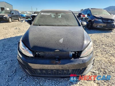 Piąte zdjęcie samochodu w środku: 2019 VOLKSWAGEN GTI S VIN:3VW6T7AU5KM002612 - miniatura