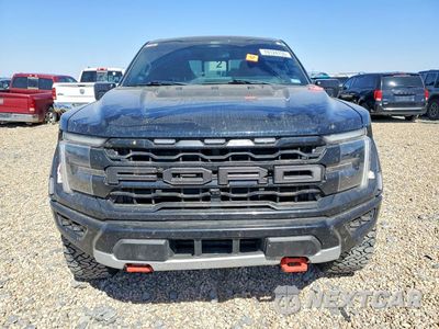 Piąte zdjęcie samochodu w środku: 2024 FORD F150 RAPTOR VIN:1FTFW1RG7RFA55893 - miniatura