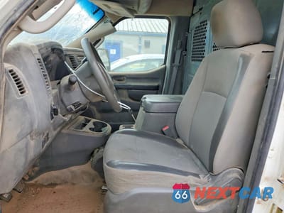 Zdjęcie 7 z 13 samochodu: 2012 NISSAN NV2500 DELIVERY VAN VIN:1N6AF0LY9CN101238 - miniatura