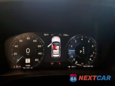 Zdjęcie 9 z 12 samochodu: 2019 VOLVO XC40 T5 MOMENTUM VIN:YV4162UK5K2047717 - miniatura