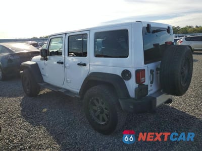 Drugie zdjęcie samochodu z przodu: 2015 JEEP WRANGLER UNLIMITED SAHARA VIN:1C4BJWEG0FL504456 - miniatura