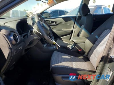 Zdjęcie 7 z 12 samochodu: 2021 HYUNDAI KONA SE VIN:KM8K1CAA3MU658887 - miniatura