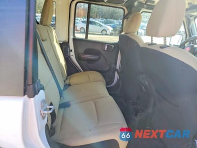 Zdjęcie 11 z 12 samochodu: 2018 JEEP WRANGLER UNLIMITED SPORT VIN:1C4HJXDGXJW150731 - miniatura