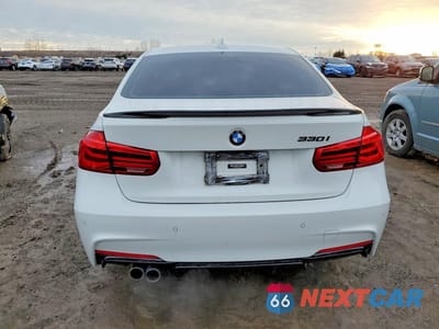 Zdjęcie 6 z 12 samochodu: 2018 BMW 330 XI VIN:WBA8D9C59JA614282 - miniatura