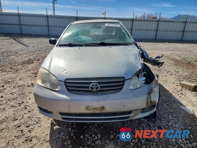 Piąte zdjęcie samochodu w środku: 2004 TOYOTA COROLLA CE VIN:JTDBR32E742043382 - miniatura