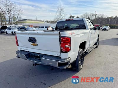 Trzecie zdjęcie samochodu z tyłu: 2019 CHEVROLET SILVERADO LD K1500 LT VIN:2GCVKPEC0K1138575 - miniatura