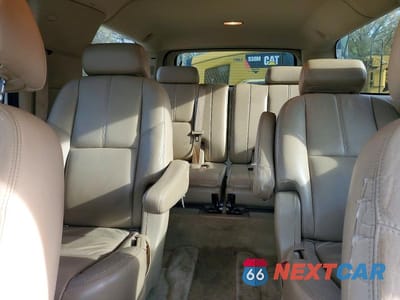 Zdjęcie 10 z 12 samochodu: 2007 GMC YUKON XL DENALI VIN:1GKFK66827J364613 - miniatura