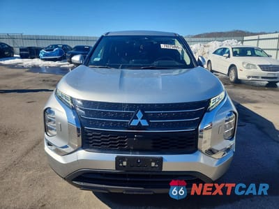 Piąte zdjęcie samochodu w środku: 2022 MITSUBISHI OUTLANDER ES VIN:JA4J4TA87NZ033220 - miniatura