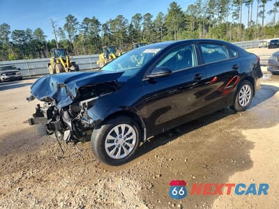 2024 KIA FORTE LX 3KPF24AD4RE711203 - główne zdjęcie licytacji z USA - miniatura