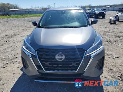 Piąte zdjęcie samochodu w środku: 2023 NISSAN KICKS S VIN:3N1CP5BV9PL555737 - miniatura