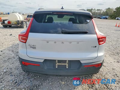 Zdjęcie 6 z 15 samochodu: 2021 VOLVO XC40 T5 R-DESIGN VIN:YV4162UM0M2483394 - miniatura