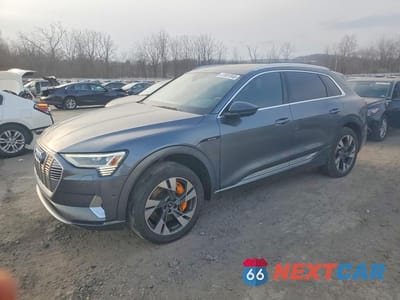 2019 AUDI E-TRON PRESTIGE WA1VAAGE2KB005762 - główne zdjęcie licytacji z USA - miniatura
