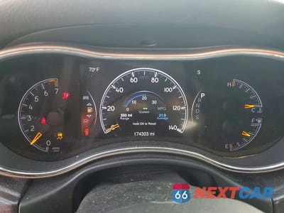 Zdjęcie 9 z 13 samochodu: 2014 JEEP GRAND CHEROKEE LAREDO VIN:1C4RJEAG9EC274493 - miniatura