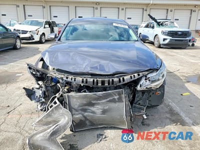 Piąte zdjęcie samochodu w środku: 2018 KIA OPTIMA LX VIN:KNAGT4L36J5232977 - miniatura