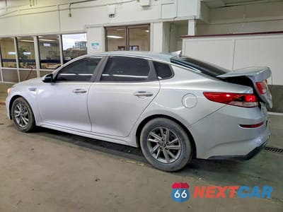 Drugie zdjęcie samochodu z przodu: 2019 KIA OPTIMA LX VIN:5XXGT4L36KG311906 - miniatura