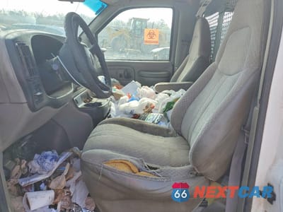 Zdjęcie 7 z 14 samochodu: 2001 GMC SAVANA G2500 VIN:1GTFG25M611904251 - miniatura