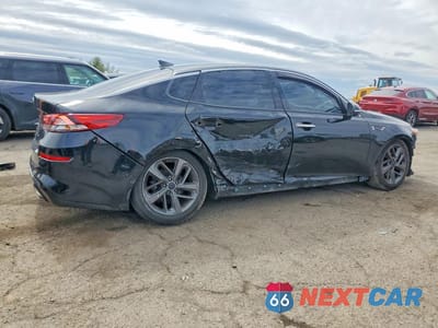 Trzecie zdjęcie samochodu z tyłu: 2020 KIA OPTIMA VIN:5XXGT4L31LG449113 - miniatura