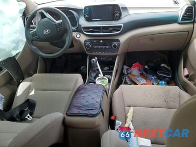 Zdjęcie 8 z 13 samochodu: 2021 HYUNDAI TUCSON VALUE VIN:KM8J33A41MU333350 - miniatura