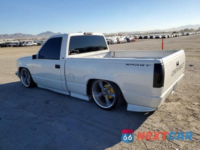 Drugie zdjęcie samochodu z przodu: 1998 GMC SIERRA C1500 VIN:1GTEC14MXWZ505693 - miniatura