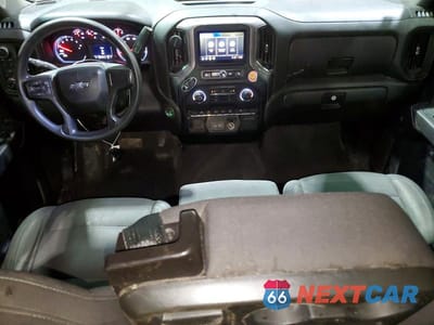 Zdjęcie 8 z 11 samochodu: 2022 CHEVROLET SILVERADO K1500 TRAIL BOSS CUSTOM VIN:3GCUDCET3NG534087 - miniatura